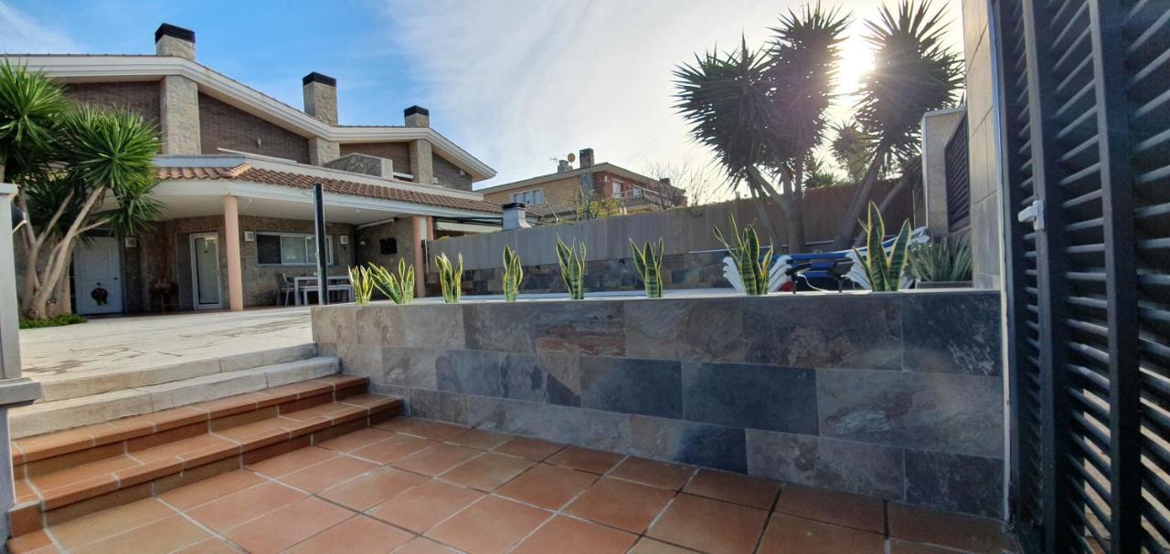 Villa Castello ซาลอว์ ภายนอก รูปภาพ